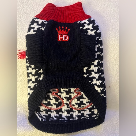 Hip Doggie Dog Sweater - Picture 2 of 3